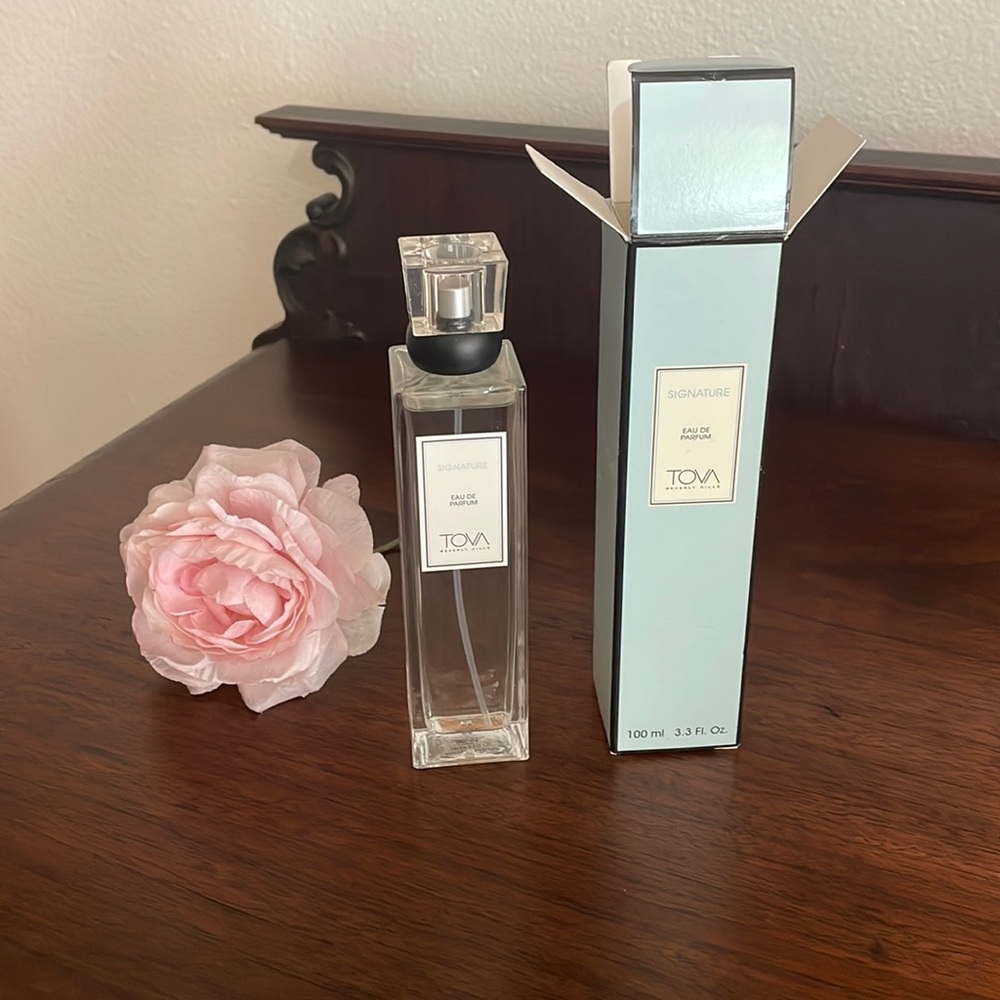 Vintage Rare TOVA signature EAU DE PARFUM